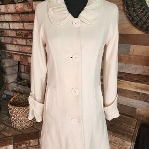 Vintage womens BB Dakota Ivory Colored Trench Coat Size M